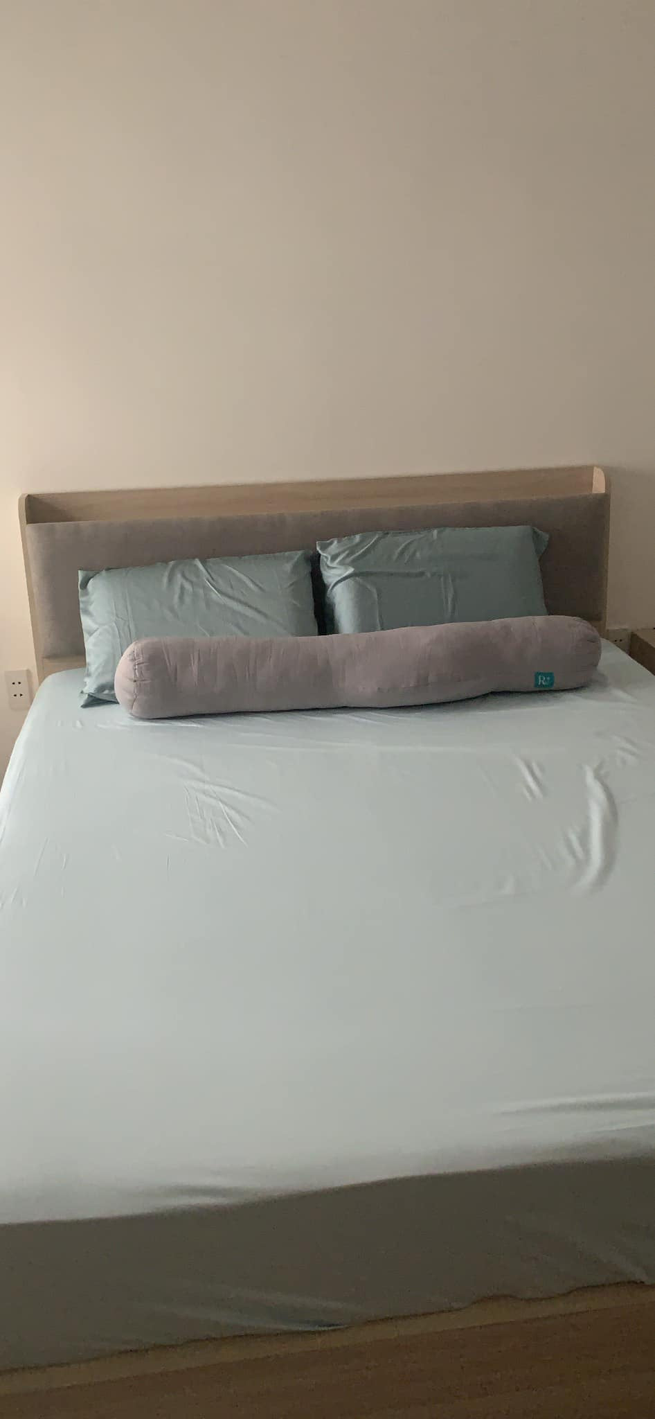 Highly recommend cho bạn nào đang hay bị đau cổ và phần vai nha. Trước mình đã thử rất nhiều loại gối trị đâu cổ nhưng chưa loại nào hiệu quả bằng cái này luôn.
