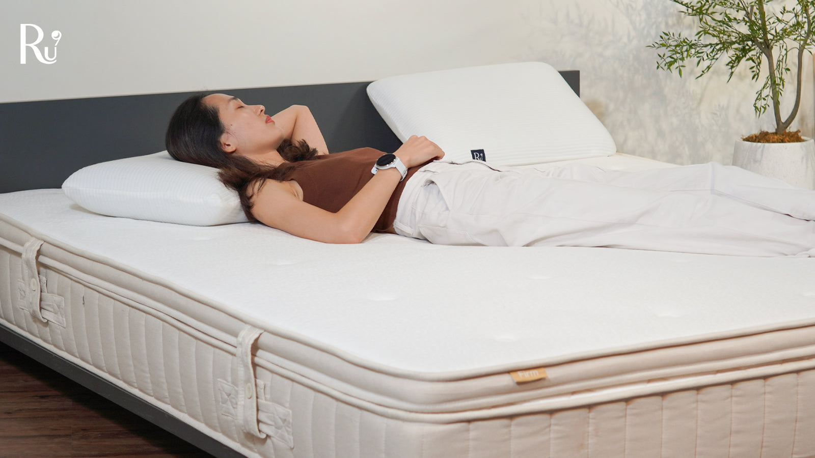 Nệm Ru9 Có Tốt Không? Góc Nhìn Từ Những Đánh Giá 5 Sao Của Khách Hàng