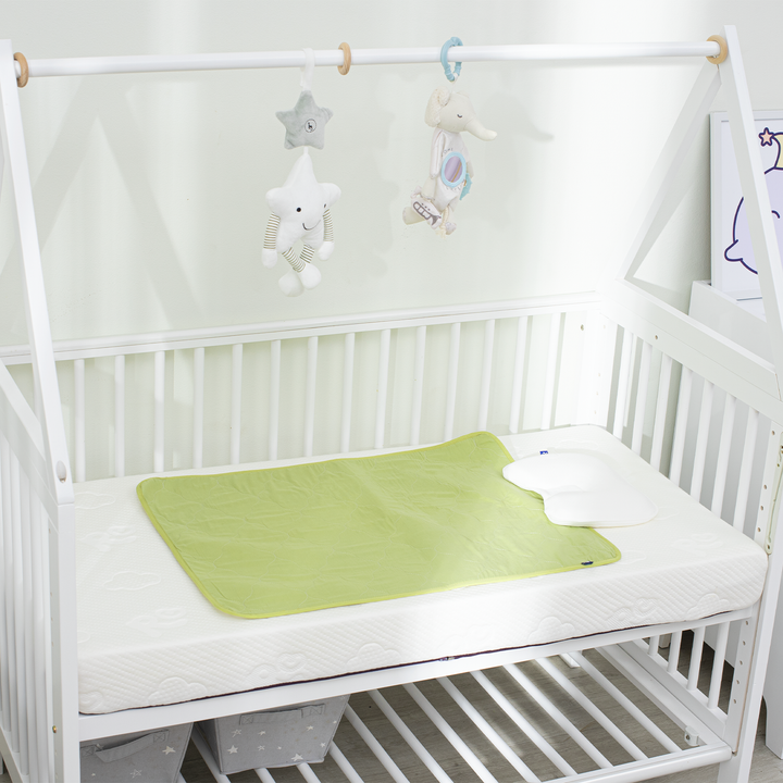 Tấm bảo vệ nệm em bé mini