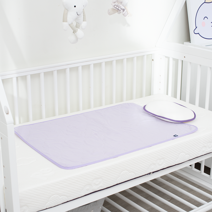 Tấm bảo vệ nệm em bé mini
