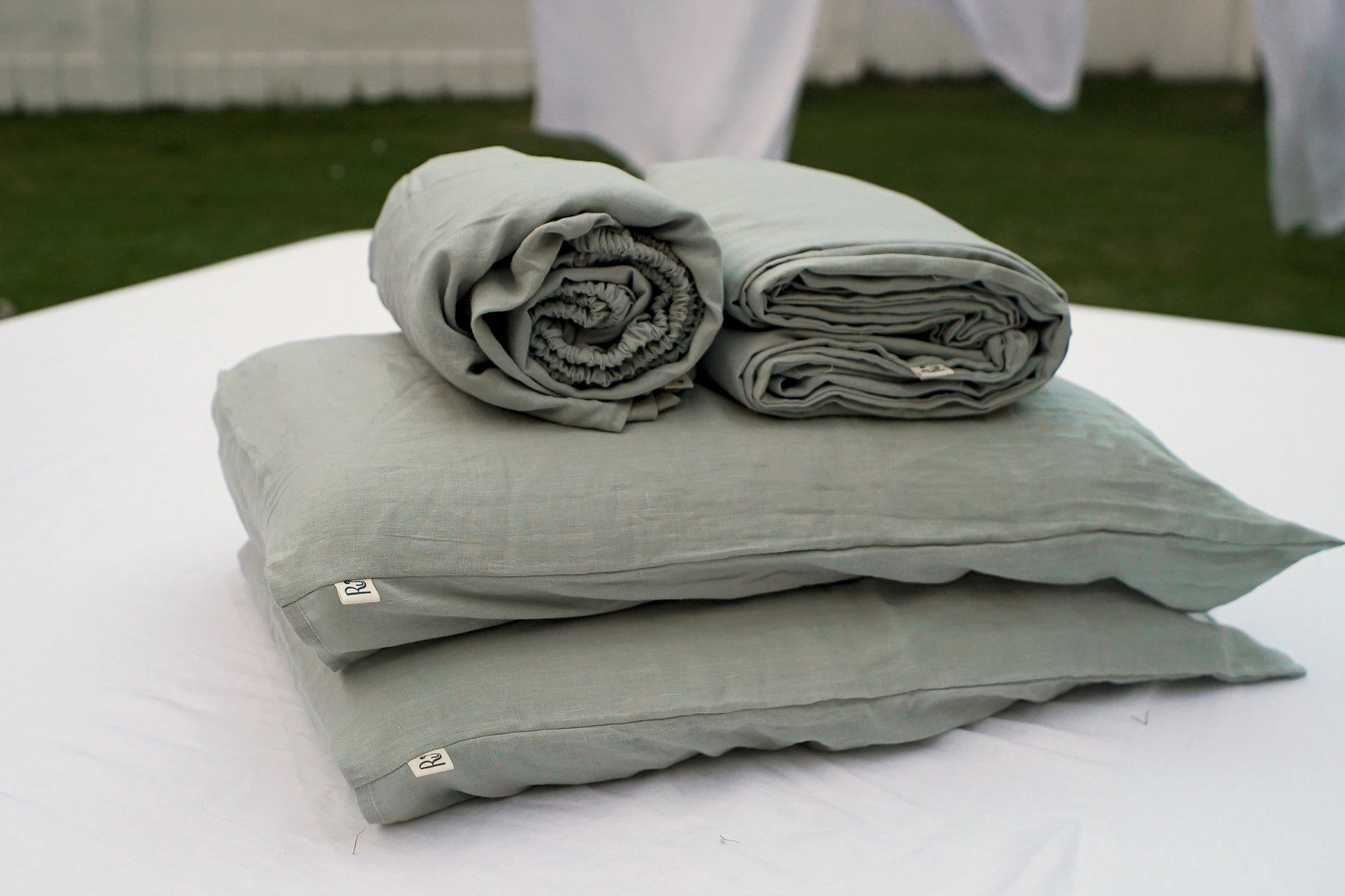 Vỏ Gối Ôm Ru9 Linen