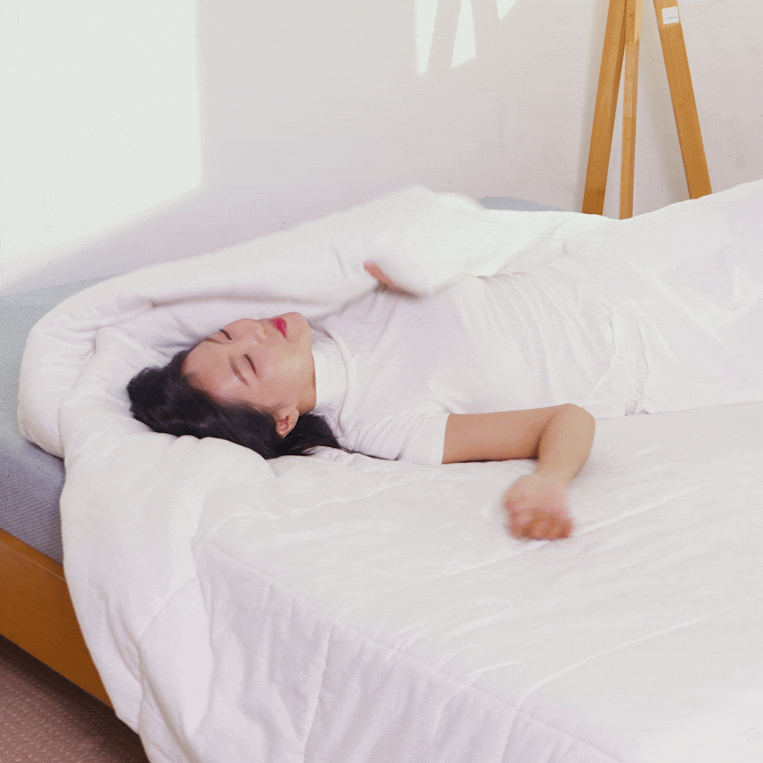 Touch the softness, curl up in warmth
