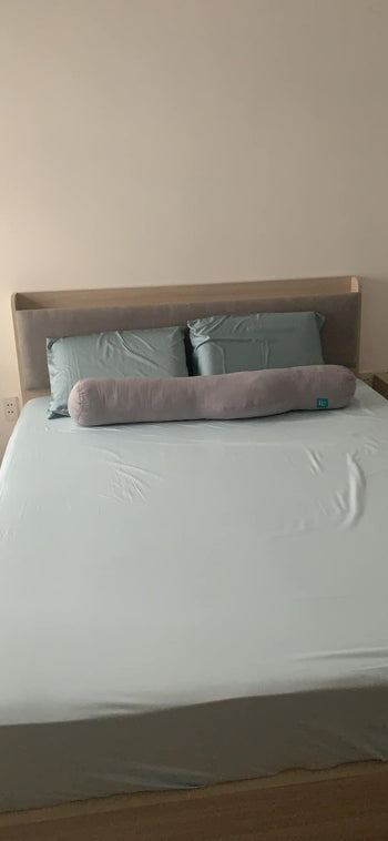 I'm in love with the original foam mattress with Niu pillow, my family is about to collect all of Ru9's products.